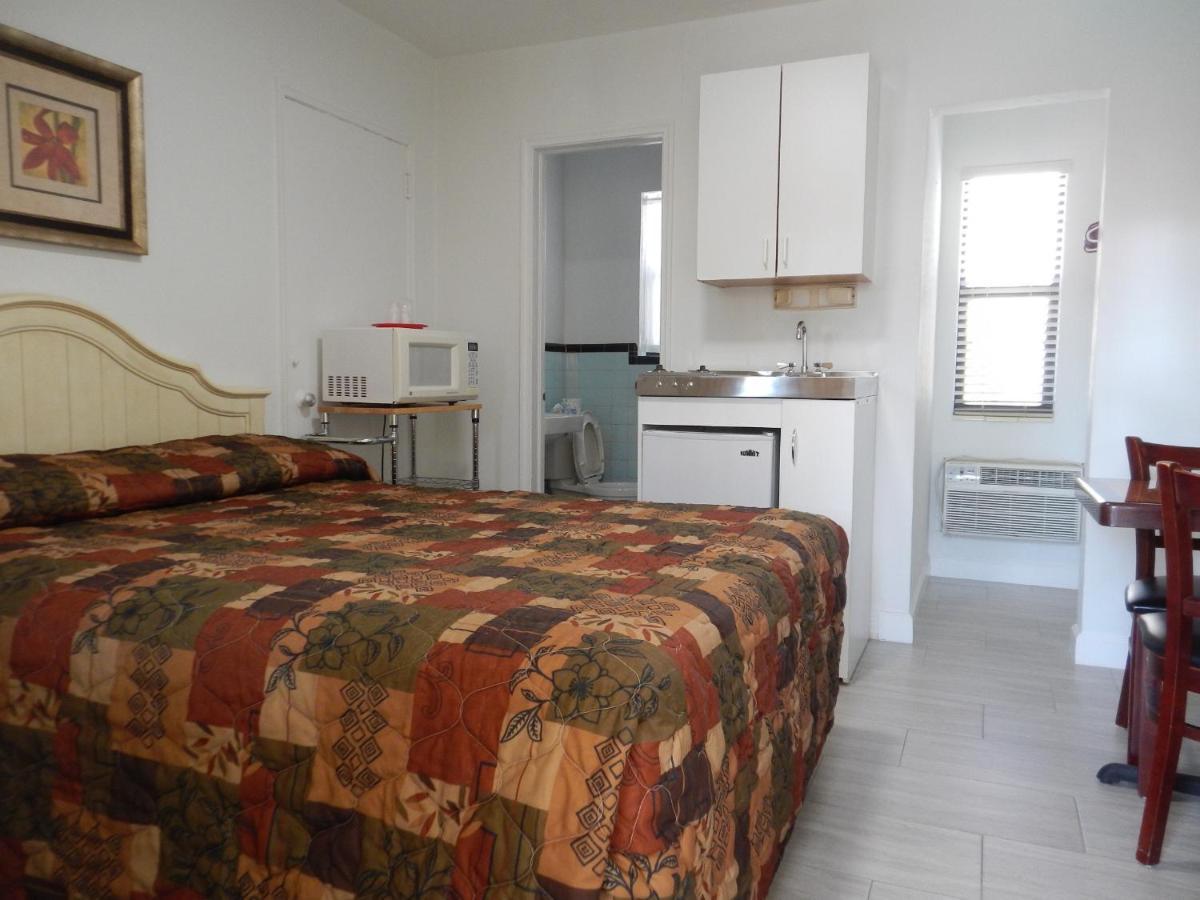 Shell Motel 3*